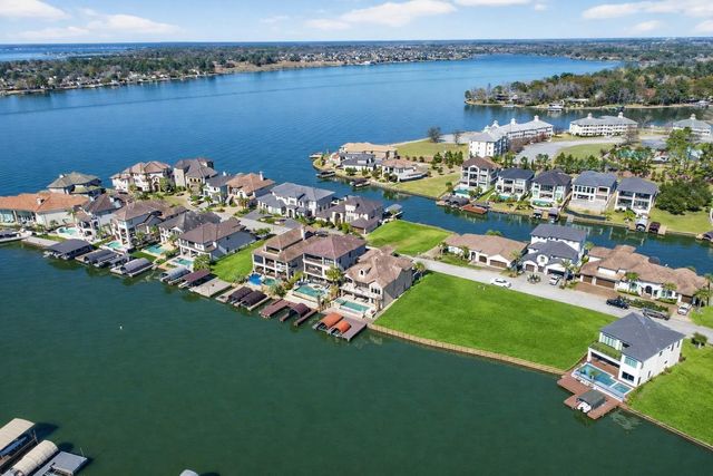 12349 Tramonto Drive, Conroe, TX 77304