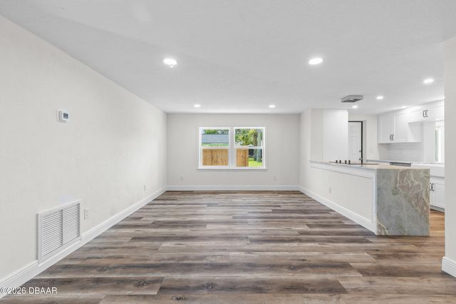 608 Cedar Avenue, Holly Hill, FL 32117