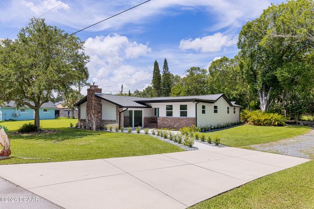 608 Cedar Avenue, Holly Hill, FL 32117