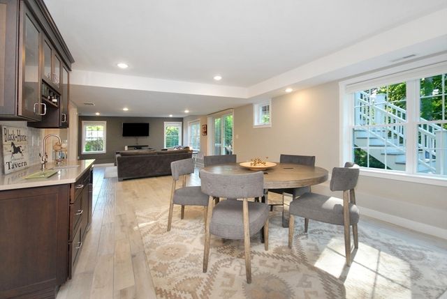 25 Black Horse Pl 25, Concord, MA 01742