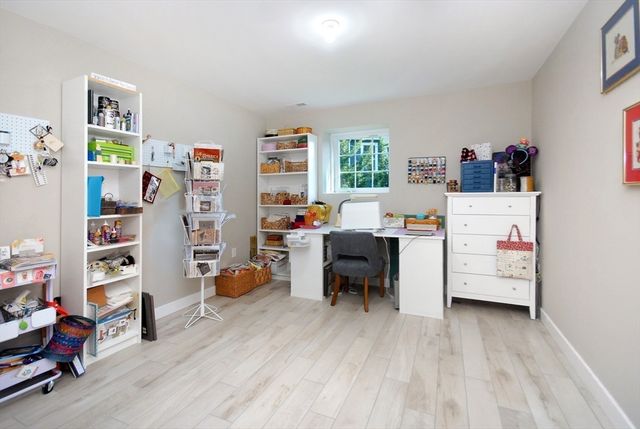 25 Black Horse Pl 25, Concord, MA 01742