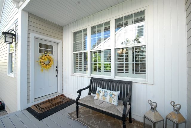 25 Black Horse Pl 25, Concord, MA 01742