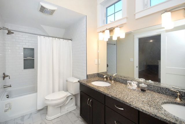 25 Black Horse Pl 25, Concord, MA 01742