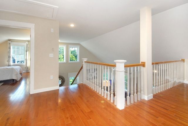 25 Black Horse Pl 25, Concord, MA 01742