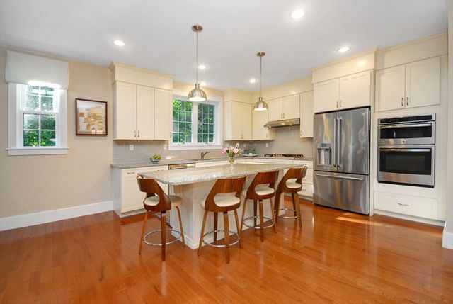 25 Black Horse Pl 25, Concord, MA 01742