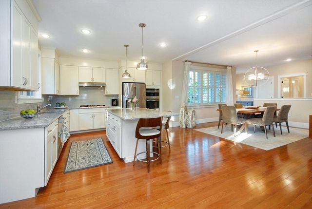 25 Black Horse Pl 25, Concord, MA 01742