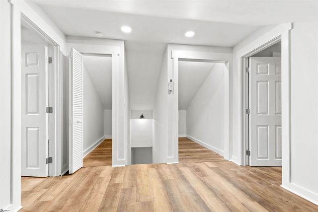 207 Zig Zag Road, Cross Hill, SC 29332