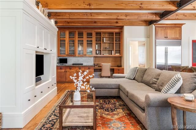 101 S Ash Street, Denver, CO 80246