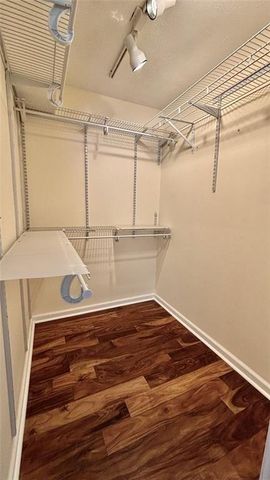 713 Summit North Drive NE 713, Atlanta, GA 30324