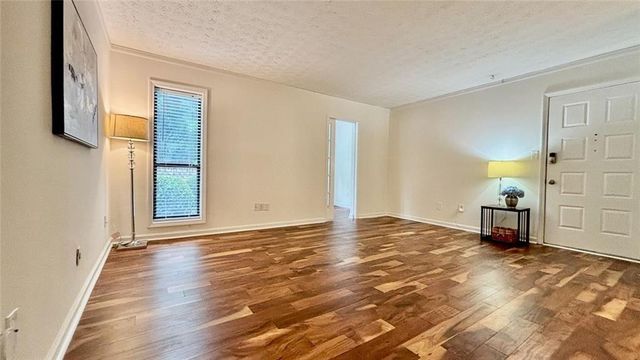 713 Summit North Drive NE 713, Atlanta, GA 30324