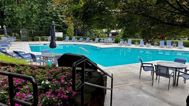 713 Summit North Drive NE 713, Atlanta, GA 30324