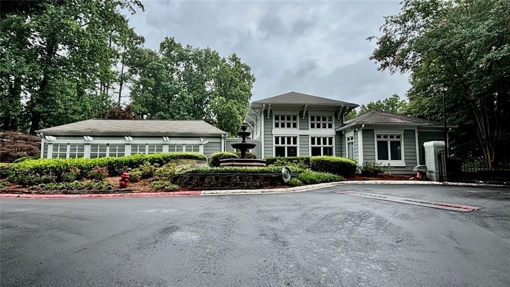 713 Summit North Drive NE 713, Atlanta, GA 30324
