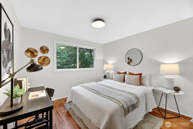 7511 43rd Avenue NE, Seattle, WA 98115