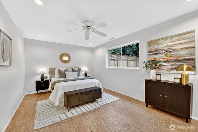 7511 43rd Avenue NE, Seattle, WA 98115