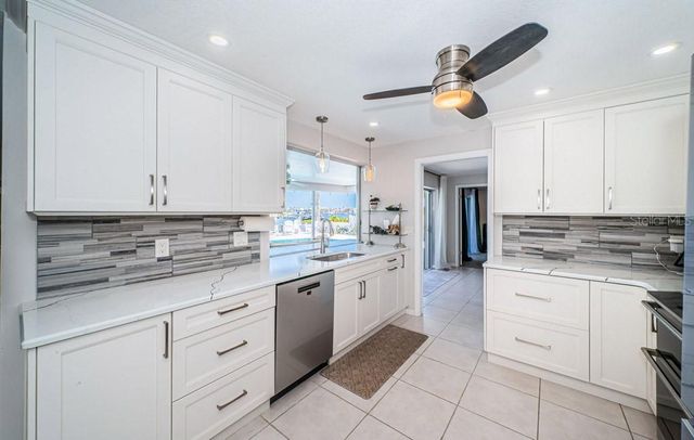 2180 DOLPHIN BOULEVARD S, St Petersburg, FL 33707