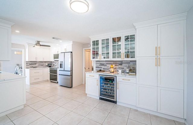 2180 DOLPHIN BOULEVARD S, St Petersburg, FL 33707