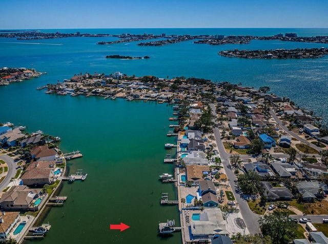 2180 DOLPHIN BOULEVARD S, St Petersburg, FL 33707