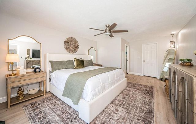 2180 DOLPHIN BOULEVARD S, St Petersburg, FL 33707