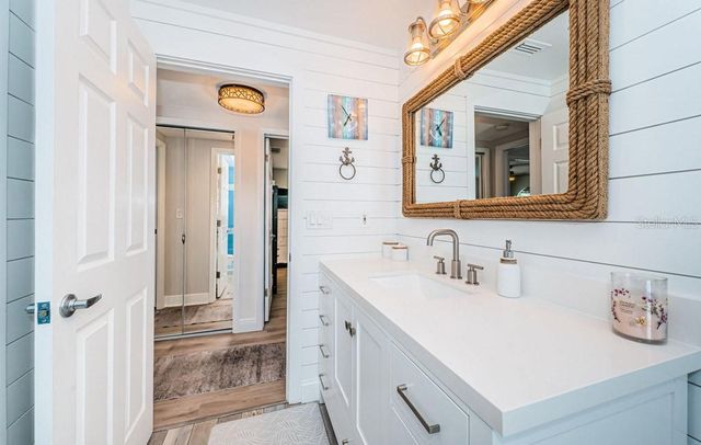 2180 DOLPHIN BOULEVARD S, St Petersburg, FL 33707