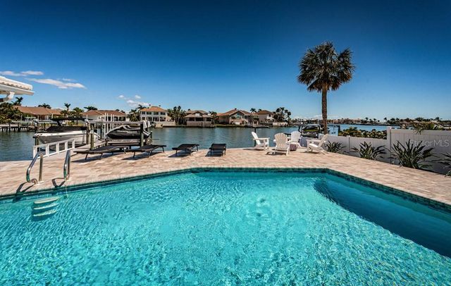 2180 DOLPHIN BOULEVARD S, St Petersburg, FL 33707