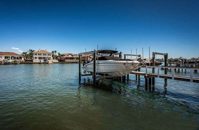 2180 DOLPHIN BOULEVARD S, St Petersburg, FL 33707