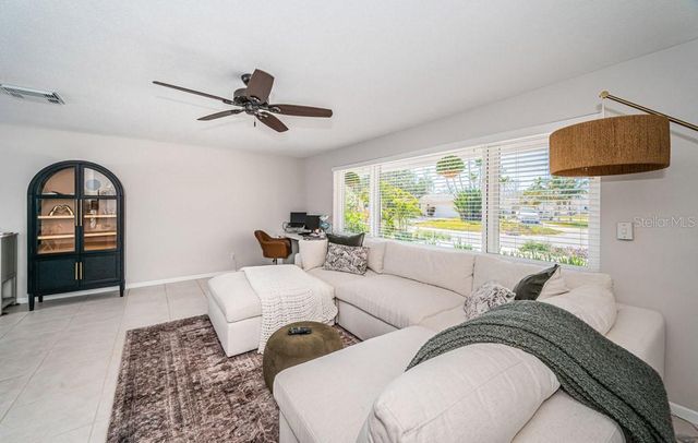 2180 DOLPHIN BOULEVARD S, St Petersburg, FL 33707