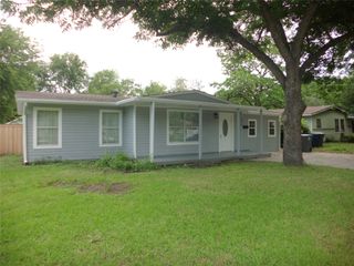 3008 Scottsbluff Drive, Dallas, TX 75228
