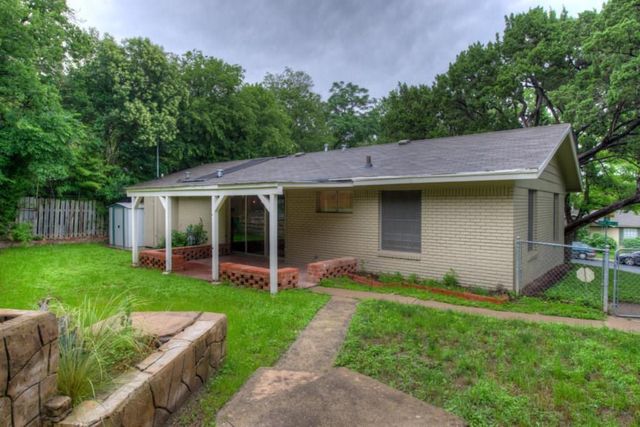 401 Cherry Hill DR, Austin, TX 78704