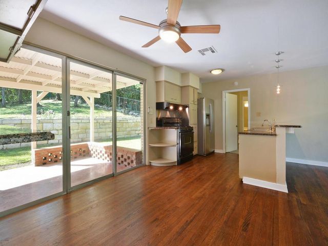 401 Cherry Hill DR, Austin, TX 78704