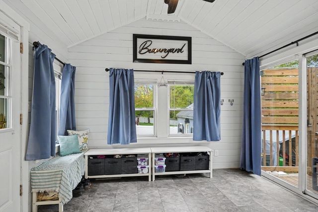 1110 S Main St, Bellingham, MA 02019
