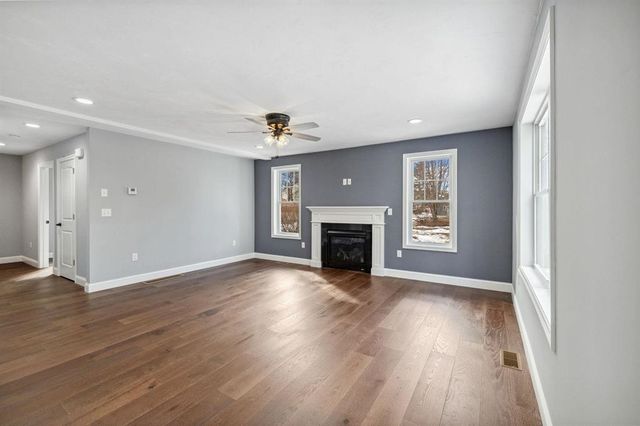 7 Buker Street, Nashua, NH 03064