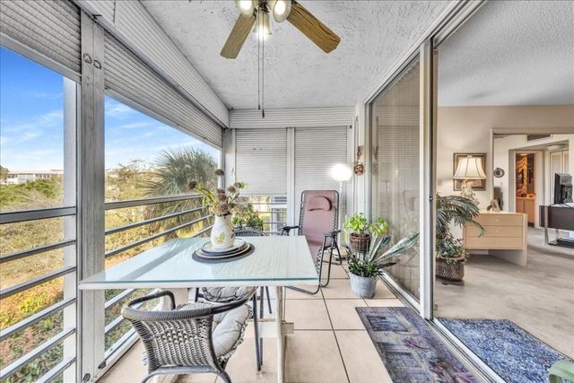 545 Oaks Lane 403, Pompano Beach, FL 33069