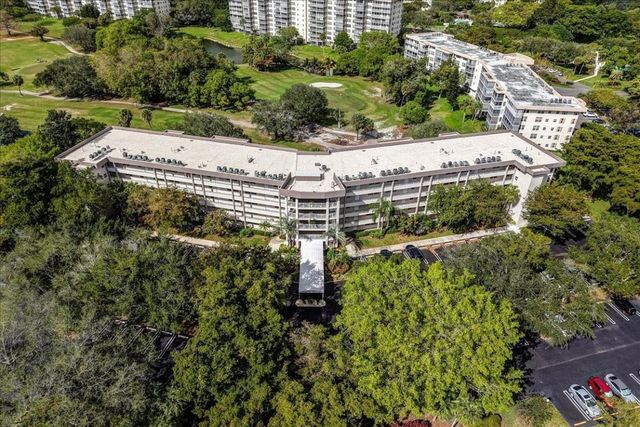 545 Oaks Lane 403, Pompano Beach, FL 33069