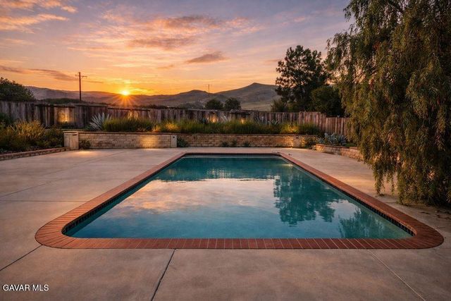8851 Hierba Road, Agua Dulce, CA 91390