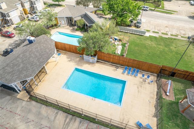 12506 Ashford Meadow Drive 2C-D, Houston, TX 77082