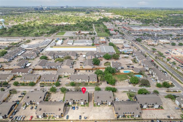 12506 Ashford Meadow Drive 2C-D, Houston, TX 77082