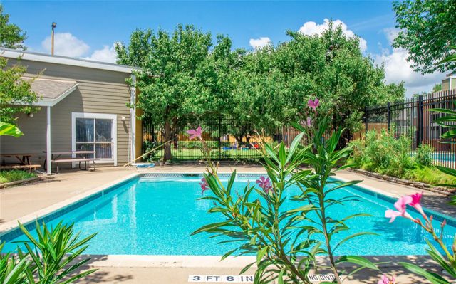 12506 Ashford Meadow Drive 2C-D, Houston, TX 77082