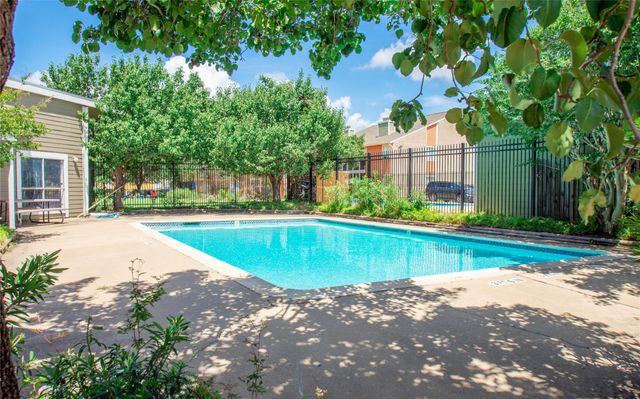 12506 Ashford Meadow Drive 2C-D, Houston, TX 77082