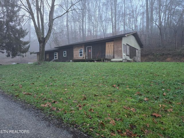 671 Shipley Ridge Rd, Tazewell, TN 37879