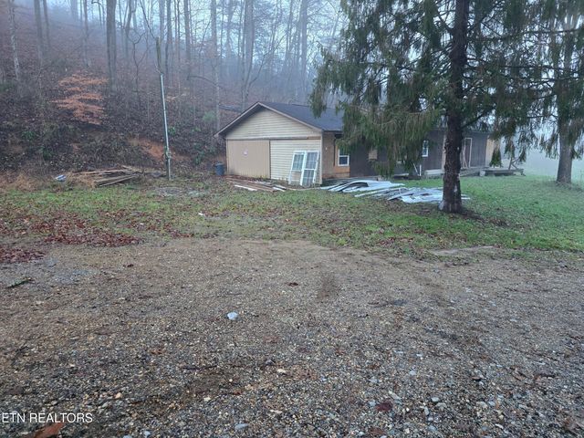 671 Shipley Ridge Rd, Tazewell, TN 37879