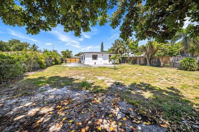 1116 NE 15th Ave, Fort Lauderdale, FL 33304