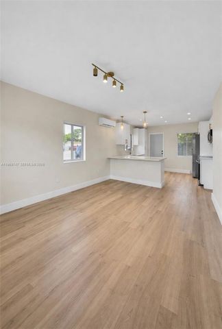 1116 NE 15th Ave, Fort Lauderdale, FL 33304