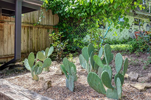 3913 Eldridge Street, Fort Worth, TX 76107