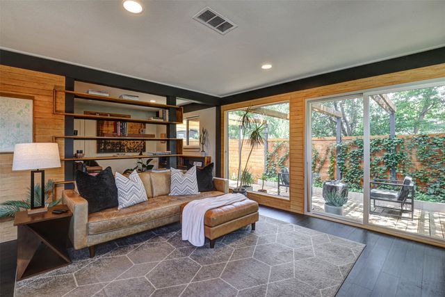 3913 Eldridge Street, Fort Worth, TX 76107