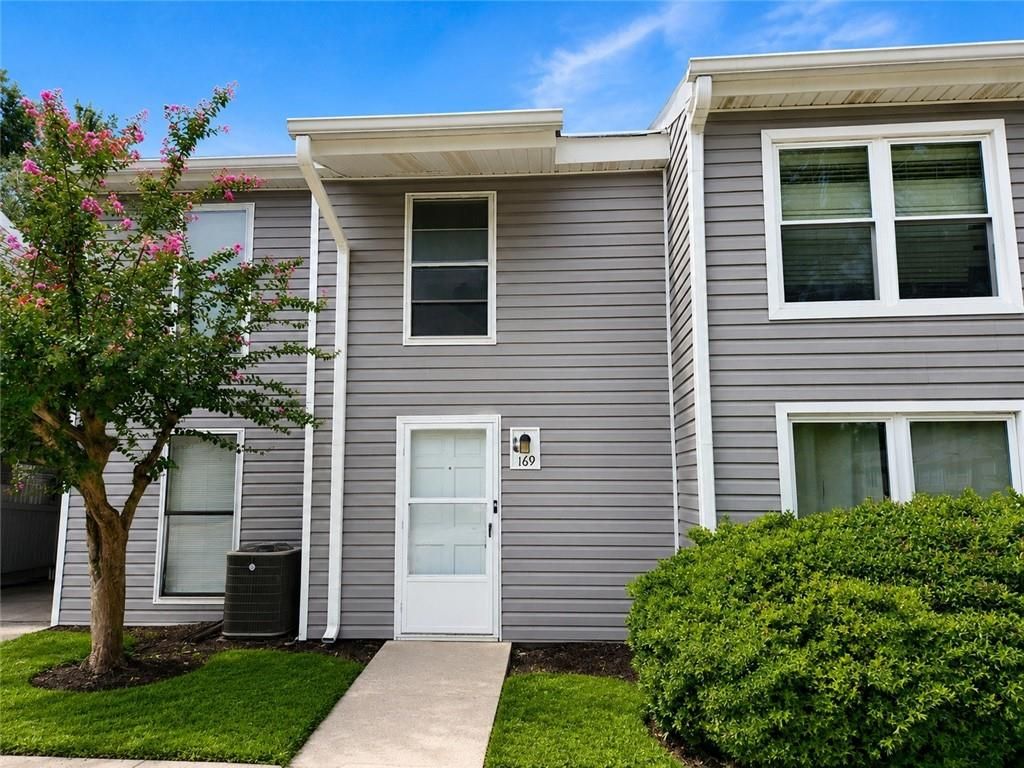 169 Governors Drive, Forest Park, GA 30297