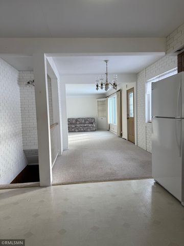 1222 W 4th Street, New Richmond, WI 54017