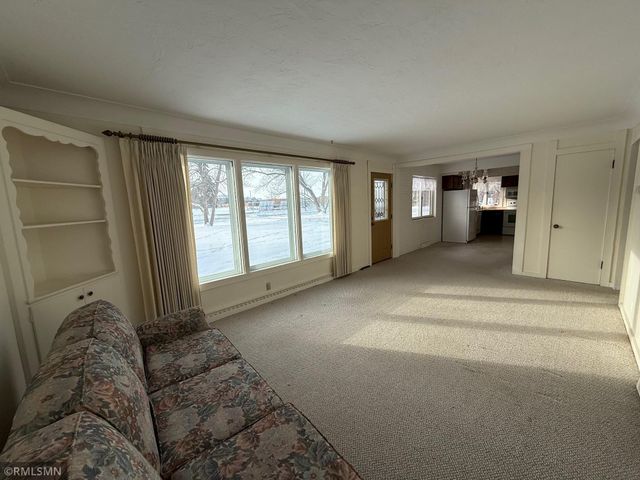 1222 W 4th Street, New Richmond, WI 54017