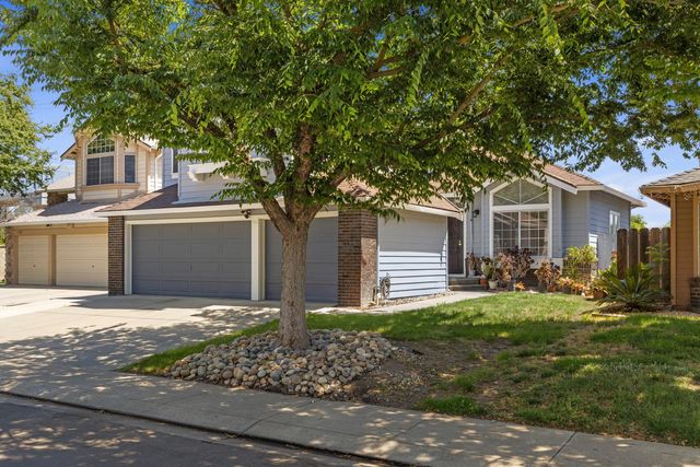 748 Codington Way, Modesto, CA 95357
