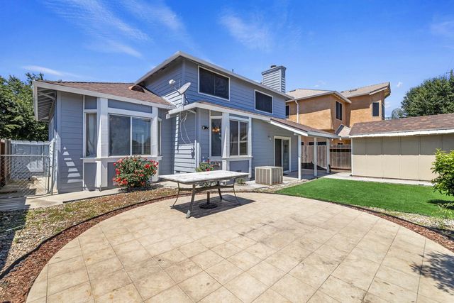 748 Codington Way, Modesto, CA 95357