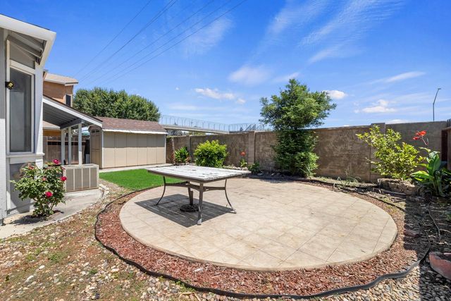 748 Codington Way, Modesto, CA 95357